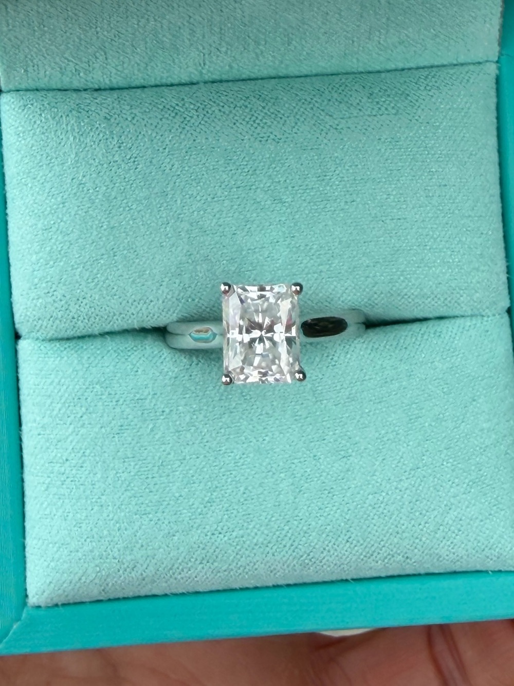 Classic Solitaire Radiant-Cut Clear Stone Ring in Silver